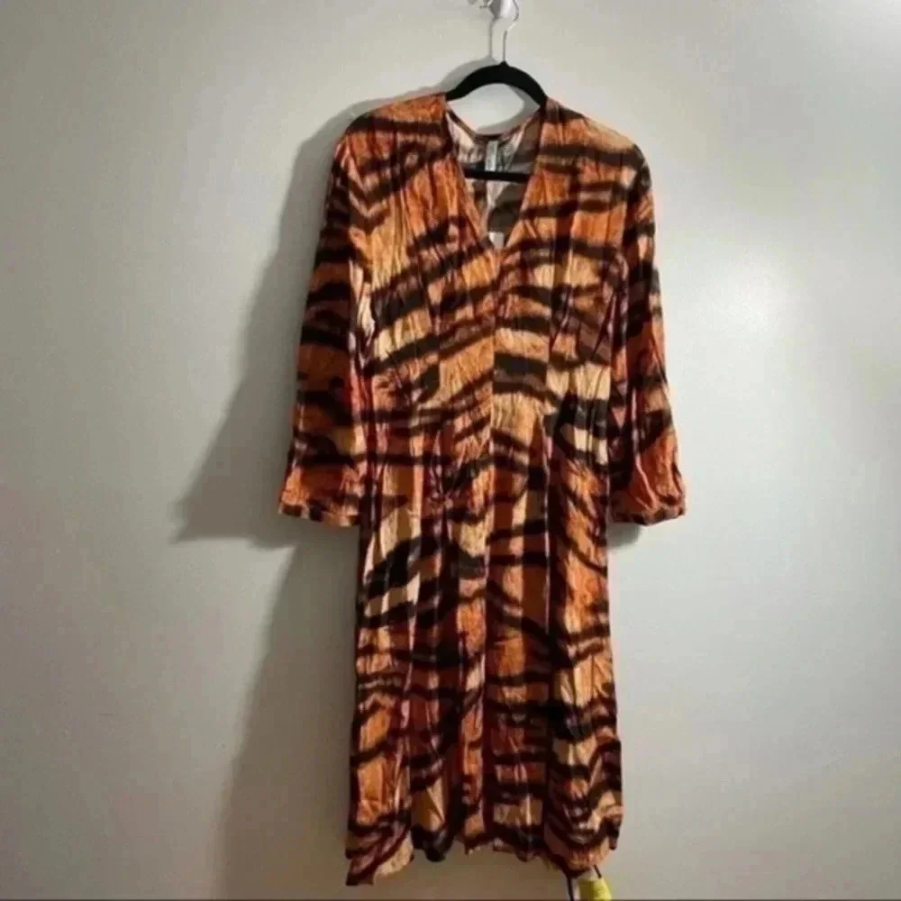 Mango Tiger Print Midi Huna dress - Picture 6 of 8